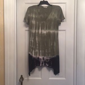 Tie dye asymmetrical t-shirt